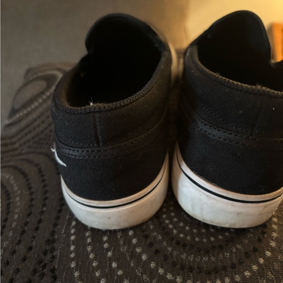 Nike Womens Toki Slip On Canvas Black Shoes - Picture 5 of 9